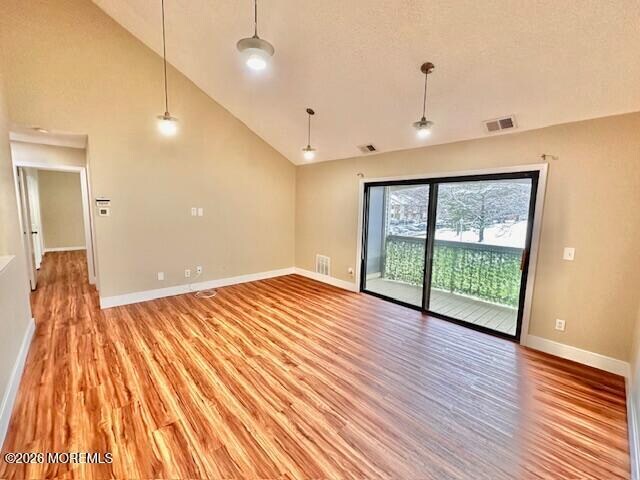 Foto del edificio - 211 Sunshine Ct