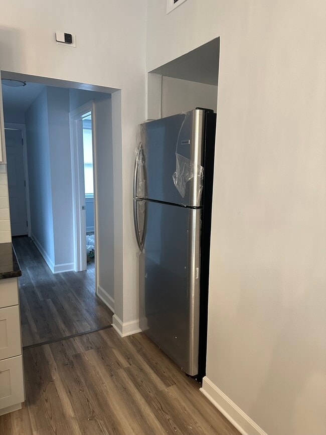 Building Photo - 4415 S Keeler Ave