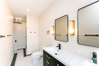 Building Photo - 911 Galveston Ave