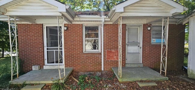 Building Photo - Cozy 2 Bed 1 Bath home for Rent!
