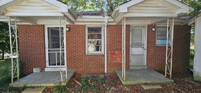 Foto del edificio - Cozy 2 Bed 1 Bath home for Rent!