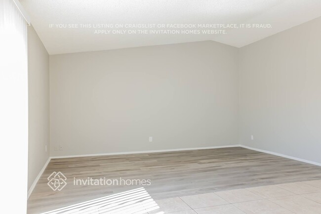 Foto del edificio - 6827 W Lewis Ave