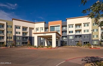 Building Photo - 7750 W Encanto Blvd