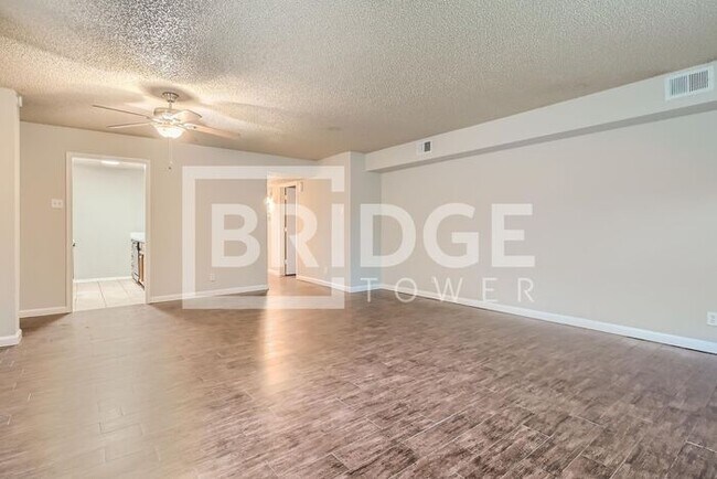 Foto del edificio - 806 Prairie Creek Dr