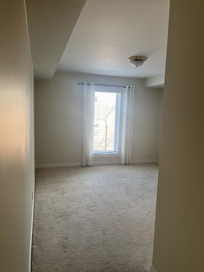 Photo du bâtiment - 107 Marisa Ln