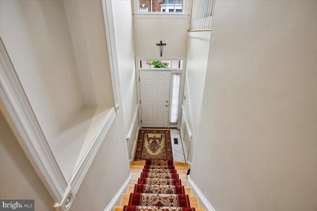 Building Photo - 1309 McLean Crest Ct