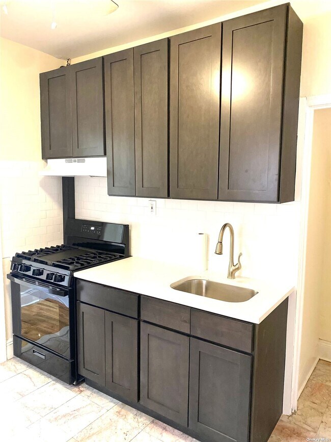 Foto del edificio - 78-20 79th St