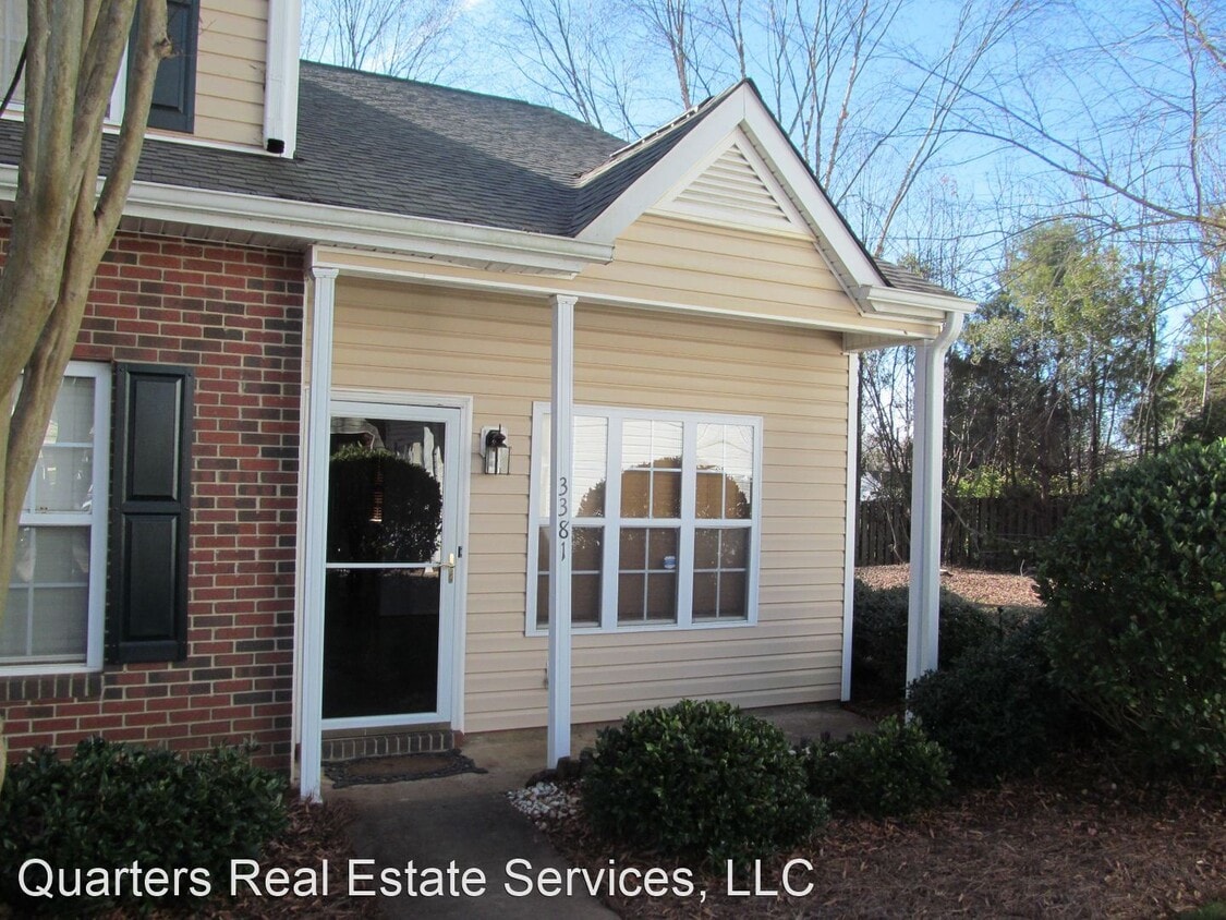 Primary Photo - 2 br, 2.5 bath House - 3381 Myers Ct.