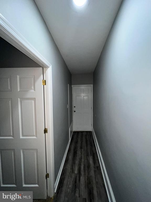 Foto del edificio - 129 W Miner St