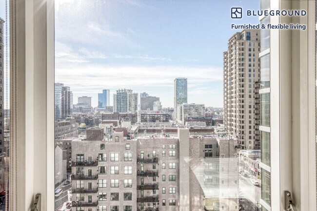 Building Photo - 1407 S Michigan Ave