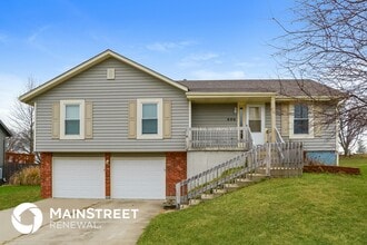 Building Photo - 606 S Sunset Ln