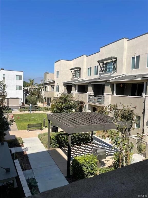 Foto del edificio - 2821 Lily Ln