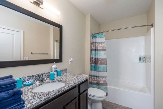 Foto del edificio - 2205 N Delaware St