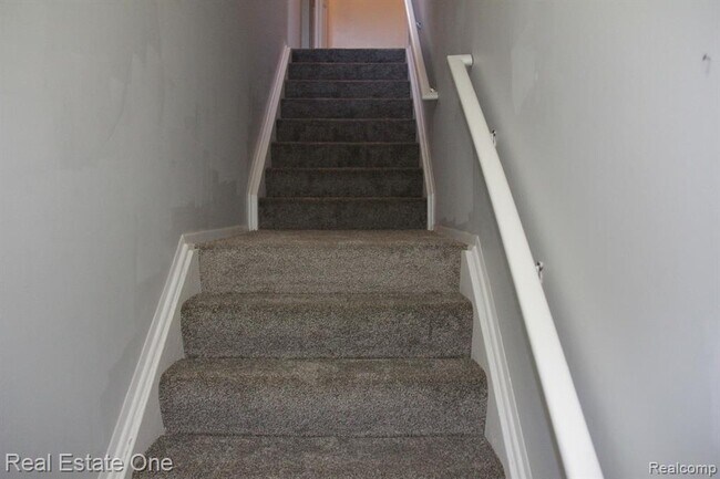 Foto del edificio - 21960 Indian Creek Dr