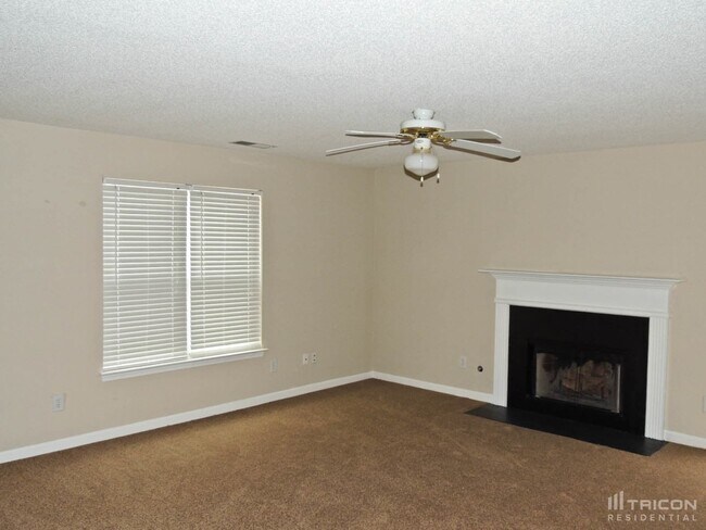Foto del edificio - 5003 Serenity Point Ln