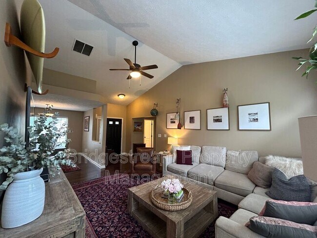 Foto del edificio - 1280 Whitetail Dr
