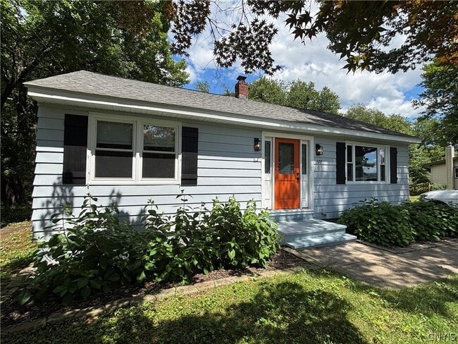 Building Photo - 420 Spruce St
