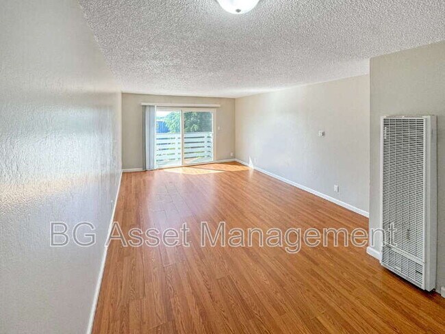 Foto del edificio - 106 Avian Dr