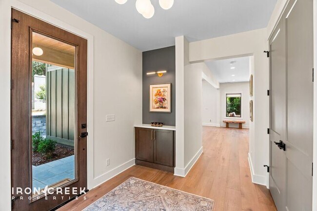 Foto del edificio - 3015 Sand Hill Crane Dr