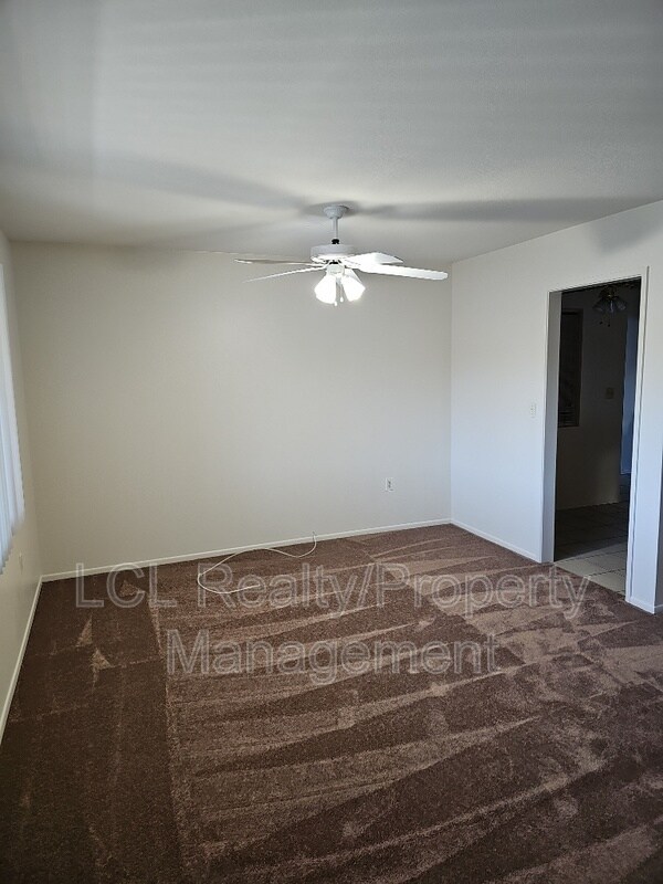 Foto del edificio - 29456 Carmel Rd