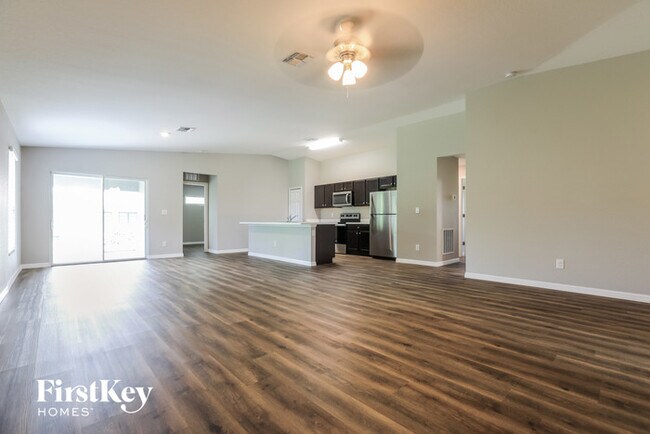Building Photo - 22586 Laika Ave