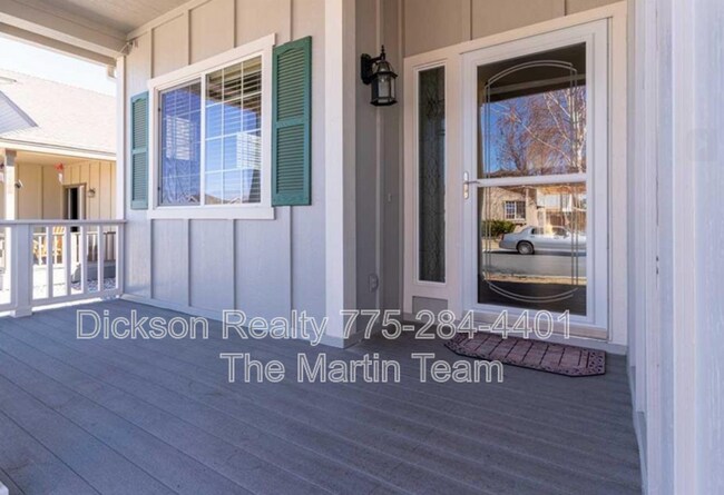 Building Photo - 971 Iris Ln