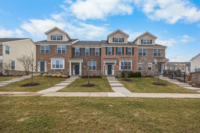 Building Photo - 2794 Ashcombe Dr.