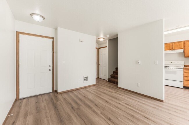 Foto del edificio - 3 bed 2 bath townhome
