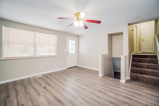 Foto del edificio - 3108 Musket Ridge Dr