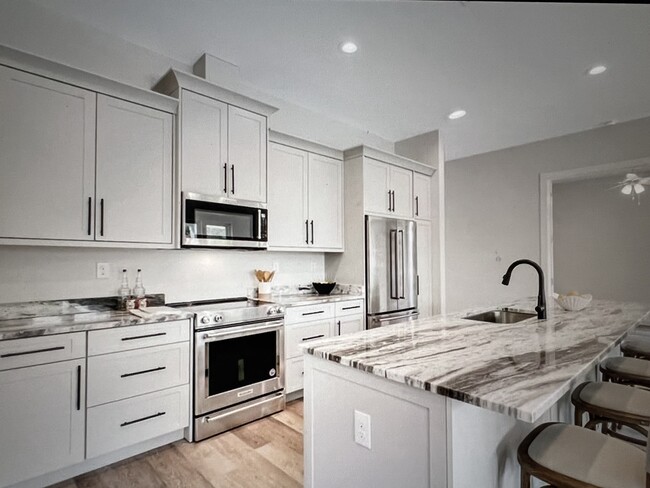 Building Photo - 31366 Pine Run Dr