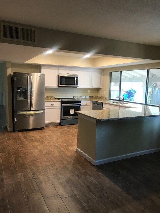 Photo - 2505 Cherry Blossom Ln (Bedford, TX)