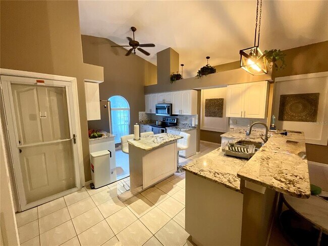 Building Photo - 2789 Morningside Dr