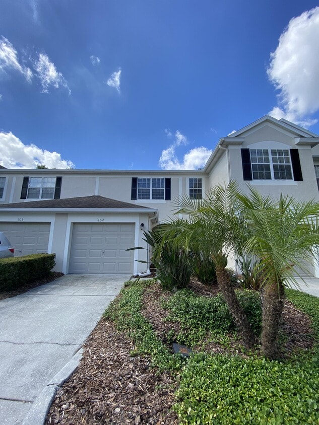 6058 Twain St, Orlando, FL 32835 Townhome Rentals in Orlando FL