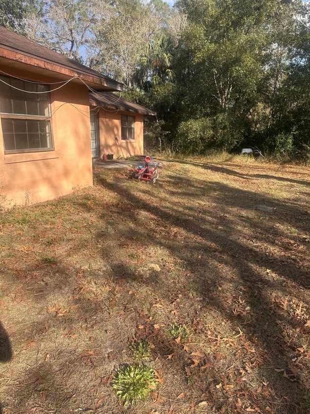 Building Photo - 832 Bahia Cir