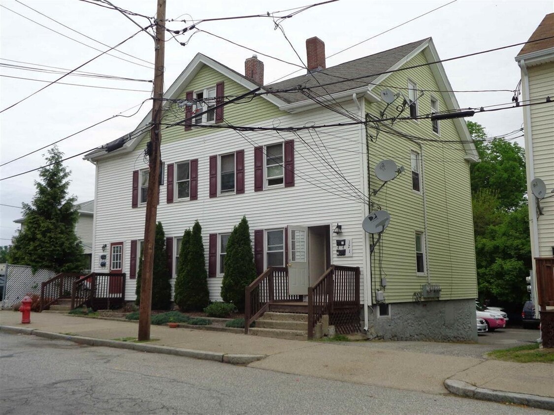 Photo - 121 Roland St (Woonsocket, RI)