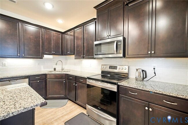 Foto del edificio - 4315 Broad Hill Dr