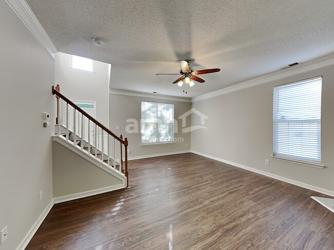 Foto del edificio - 3404 Passour Ridge Lane