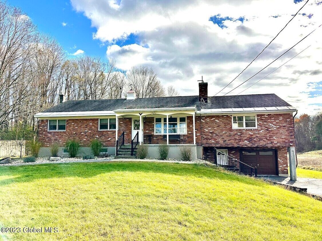 1228 Armer Rd, Rock City Falls, NY 12863 House Rental in Rock City