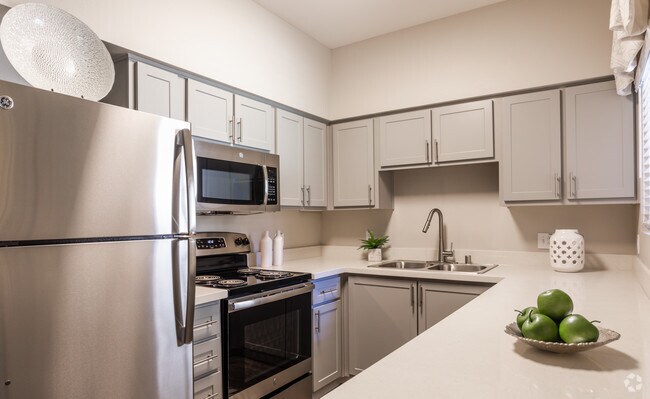 2 HAB, 2 BA - The Chardonnay - Vineyard Gate Apartments