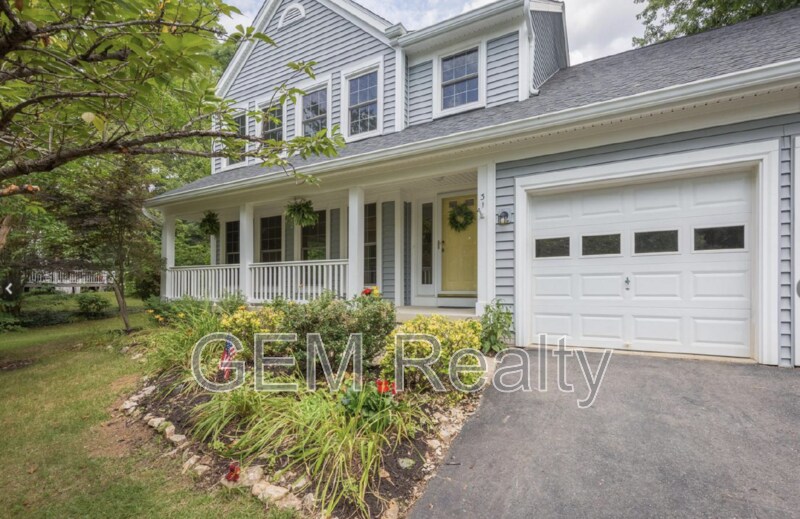 Foto principal - 31 Puritan Pl