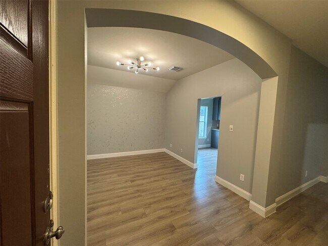 Foto del edificio - 1403 Waterside Village Drive