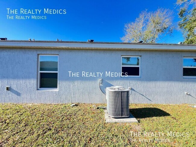 Building Photo - 41 Juniper Pass