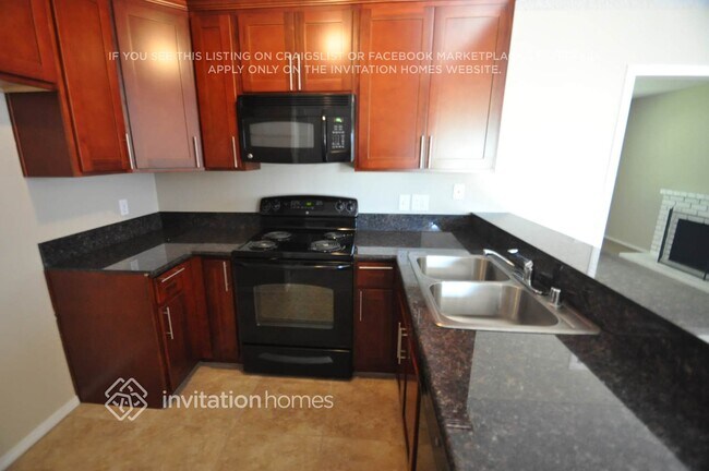 Building Photo - 401 Baylor Dr