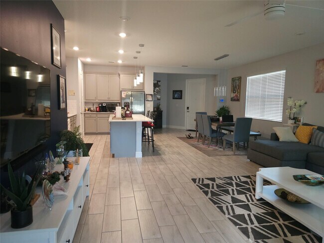Building Photo - 4161 Marina Way