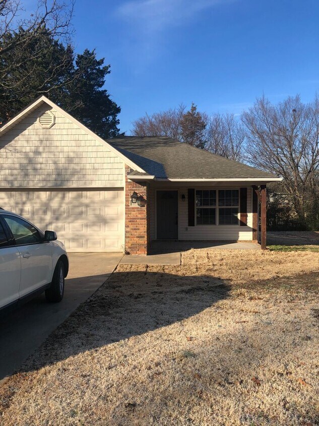 1101 N 8th St, Van Buren, AR 72956 House Rental in Van Buren, AR