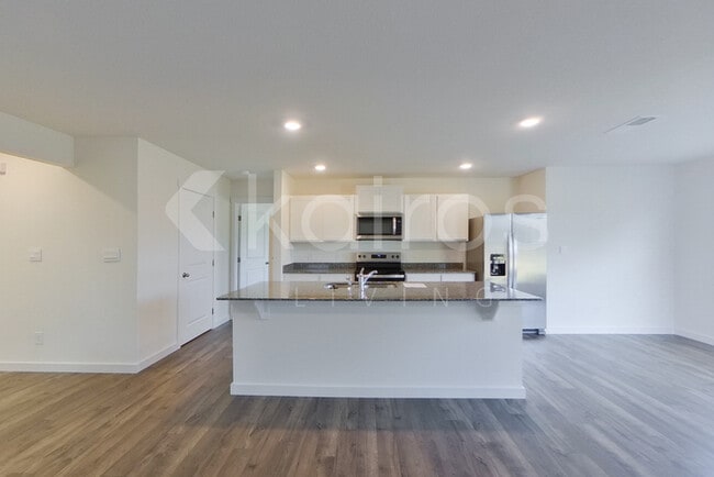 Building Photo - 3918 NE Billie Ln