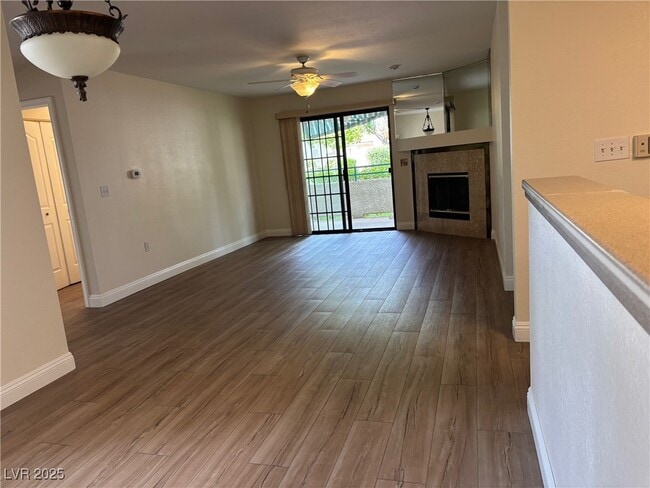 Building Photo - 8452 Boseck Dr