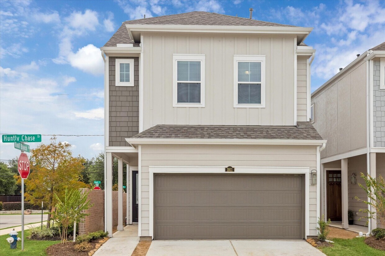 Foto principal - 1911 Huntly Chase Dr