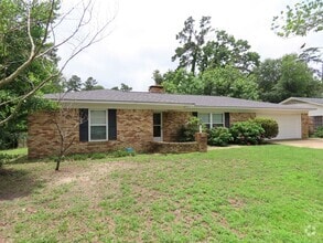 Building Photo - 3919 Belle Mere St