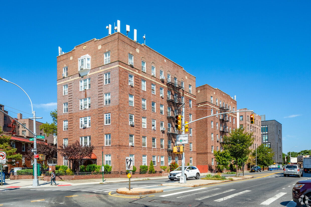 Foto principal - Windsor Terrace Apartments